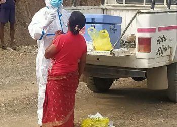 कालीगण्डकी गाउँपालिका गुल्मीद्वारा गाउँ टोलमै गएर स्वाब संकलन