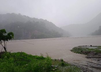 अविरल वर्षकाकारण रुरुधाममा नदीको सतह बढ्यो