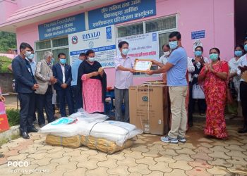 वालिङका उदाहरणीय कृषि उद्यमीहरु पुरस्कृत, कृषकहरुले पाए कृषि औजार