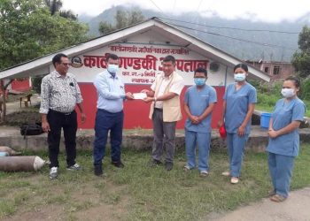 कालीगण्डकी सेरोफेरो युके समाजद्वारा कालीगण्डकी अस्पताललाई रु २,२७,४०० प्रदान