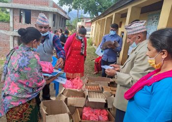 मातृभूमि पुस्तकालयद्वारा राहत बितरण