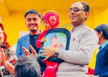 सिद्धार्थ आधारभुत माबिमा नमस्ते नेपालद्वारा शैक्षिक तथा खेलकुलका सामाग्री प्रदान