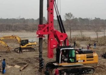 तिनाउ नदिमा अर्को पुल निर्माण हुदै ।