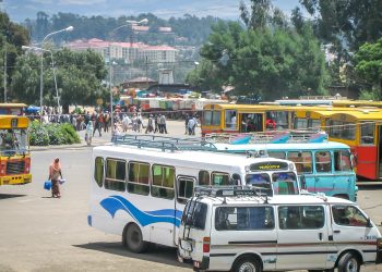 पोखरा बसपार्क हिलो र धुलो मुक्त