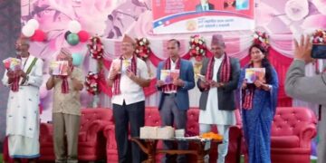 साहित्यकार चन्दको  ‘आगो’ र ‘सप्तरंगी सुमन’ लोकार्पण